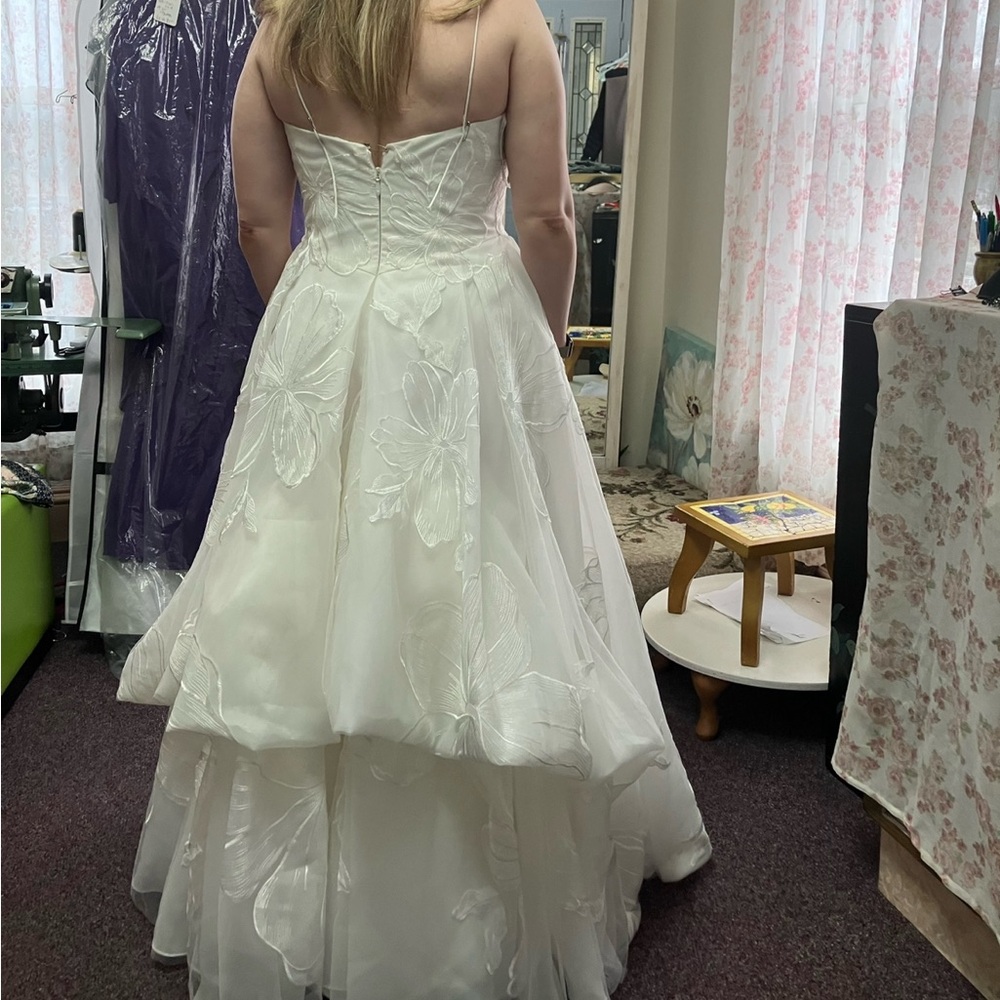 WTOO by Watters Romy Sleeveless Corset Wedding Gown - Picture 7 of 9